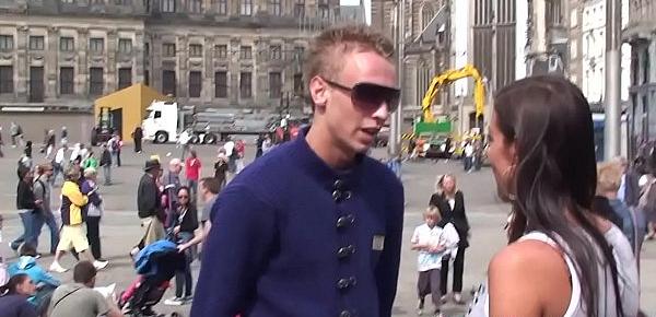  Dutch hooker jizzed after cockriding tourist